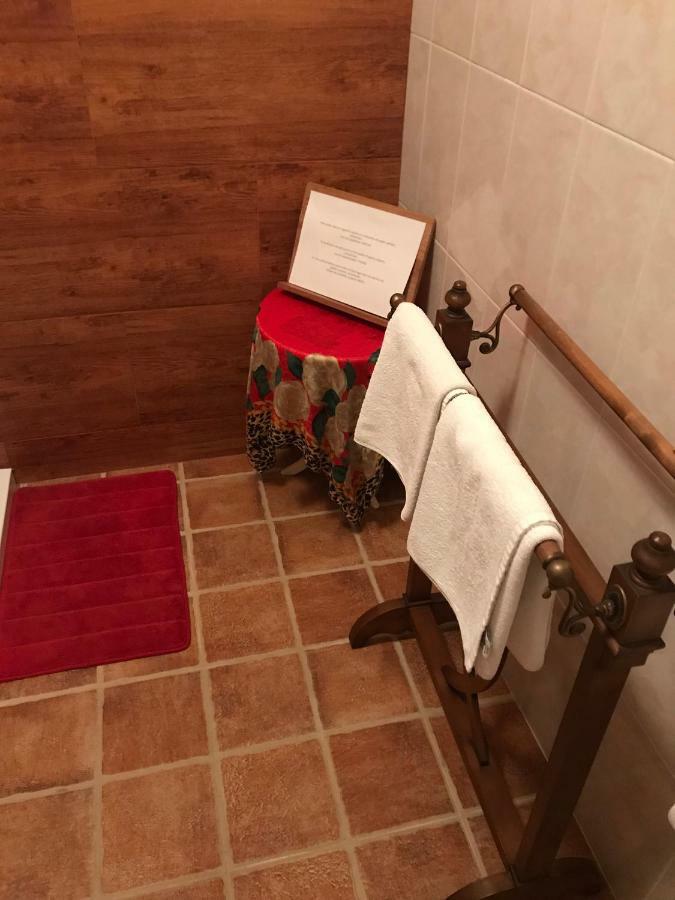 Jardin De La Yedra Guest House Caces Екстериор снимка
